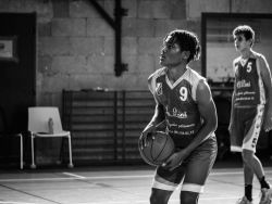 U16Reg_AW116021_004.jpg
