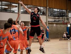 U17Reg_AW114027_023.jpg