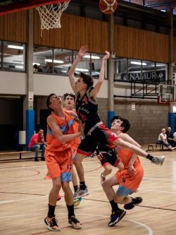 U17Reg_AW114027_013.jpg
