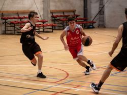 U16Reg_AW116027_009.jpg