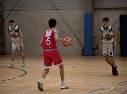 U16Reg_AW116043_016.jpg