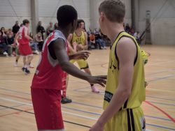 U16Reg_AW149006_037.jpg