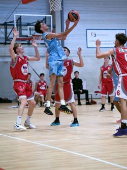 U21Reg_AW109013_002.jpg