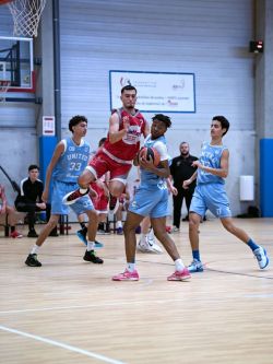 U21Reg_AW109013_010.jpg